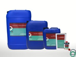 Chemifor Silicone Verwijderaar, variërend van klein blik tot jerrycan, geschikt voor het verwijderen van silicone.