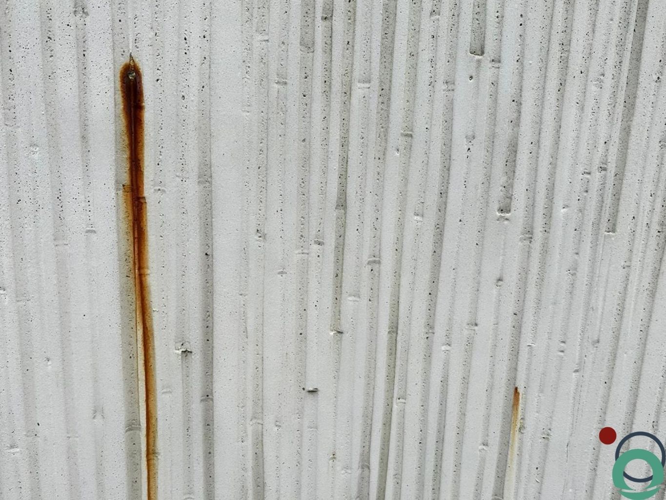 Roestplekken in beton